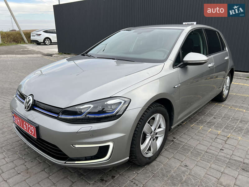 Хетчбек Volkswagen e-Golf 2019 в Винниках