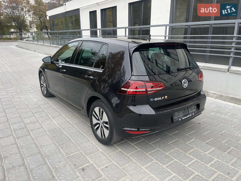 Хэтчбек Volkswagen e-Golf 2016 в Ровно