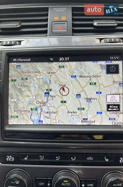 Хэтчбек Volkswagen e-Golf 2014 в 