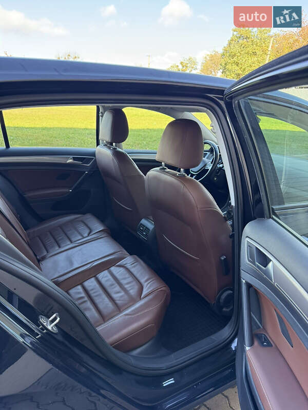 Хетчбек Volkswagen e-Golf 2014 в Радехові фото 9 Хетчбек Volkswagen e-Golf 2014 в Радехові