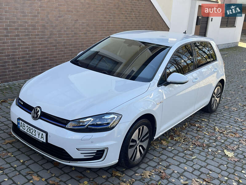 Хэтчбек Volkswagen e-Golf 2019 в Львове