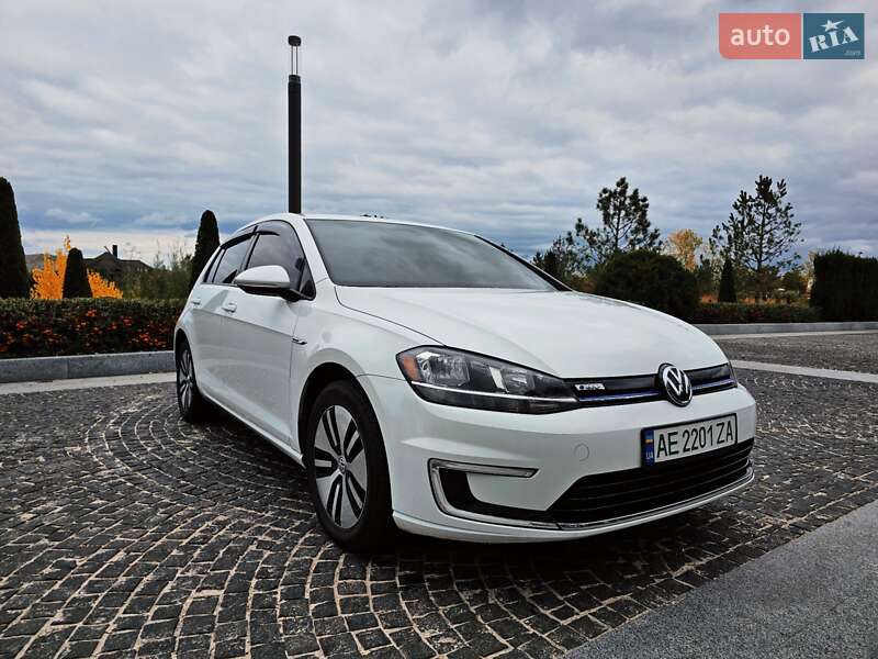 Volkswagen e-Golf 2017