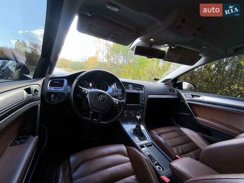 Хэтчбек Volkswagen e-Golf 2014 в Долине фото 3 Хэтчбек Volkswagen e-Golf 2014 в Долине