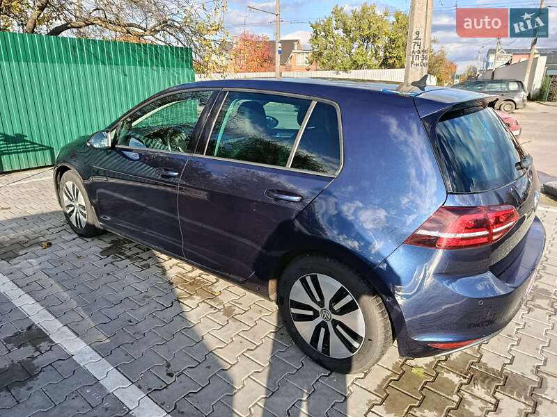 Хэтчбек Volkswagen e-Golf 2015 в Житомире фото 9 Хэтчбек Volkswagen e-Golf 2015 в Житомире