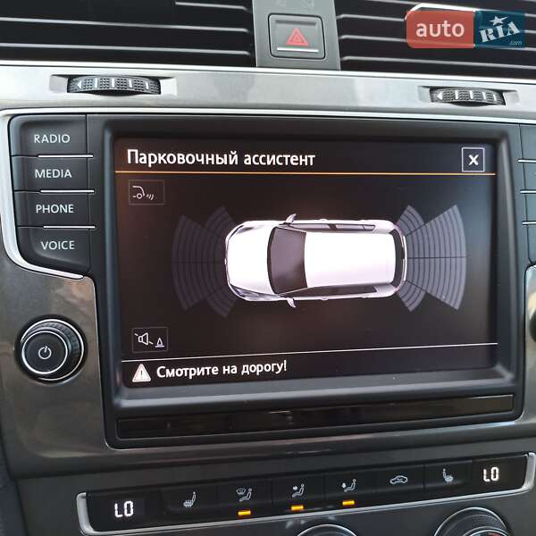 Хетчбек Volkswagen e-Golf 2015 в Старокостянтинові фото 132 Хетчбек Volkswagen e-Golf 2015 в Старокостянтинові