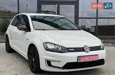 Хэтчбек Volkswagen e-Golf 2017 в 