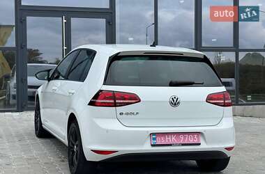 Хэтчбек Volkswagen e-Golf 2017 в 