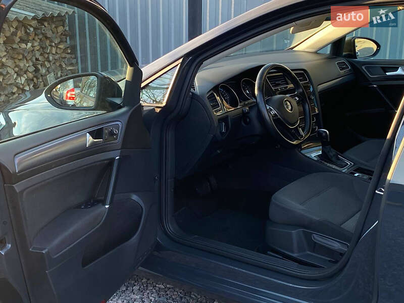 Хетчбек Volkswagen e-Golf 2020 в Самборі