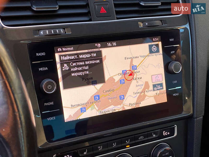 Хетчбек Volkswagen e-Golf 2020 в Самборі