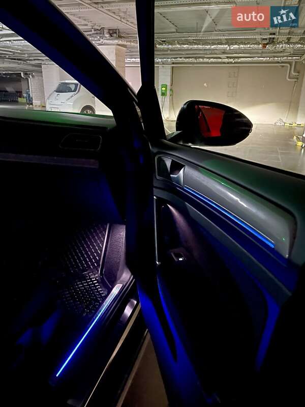 Хетчбек Volkswagen e-Golf 2016 в Одесі