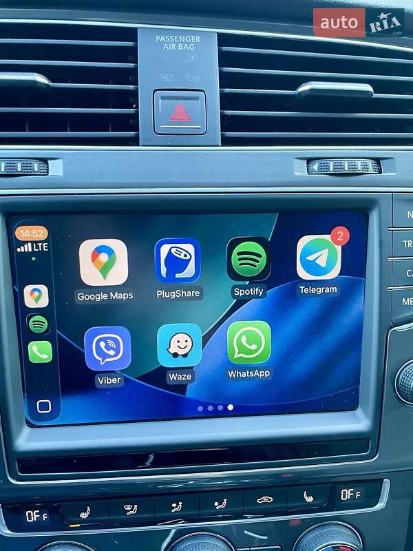 Хетчбек Volkswagen e-Golf 2016 в Одесі