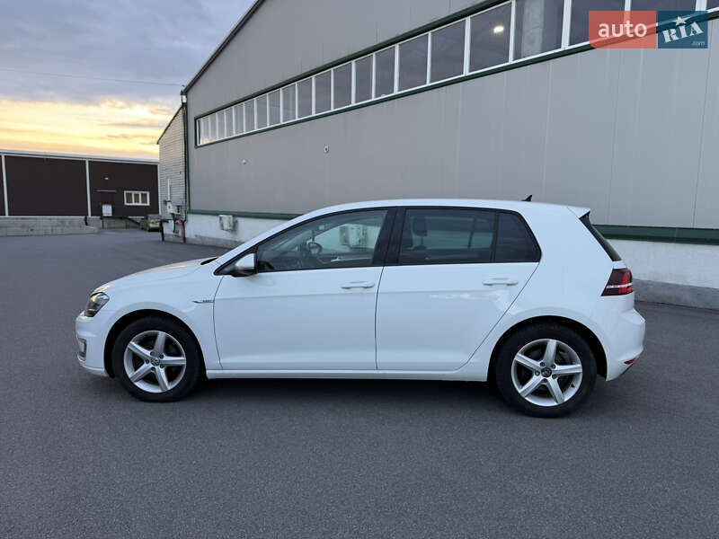 Хэтчбек Volkswagen e-Golf 2015 в Виннице