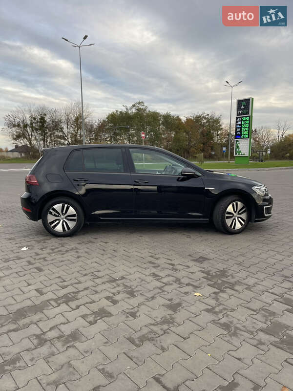 Хэтчбек Volkswagen e-Golf 2018 в Луцке