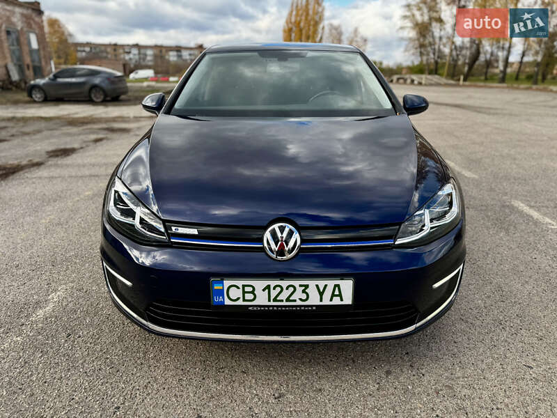 Volkswagen e-Golf 2017 Volkswagen e-Golf 2017