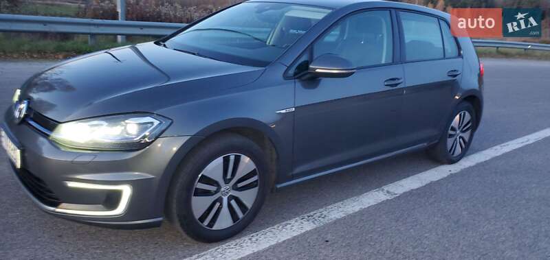 Volkswagen e-Golf 2017