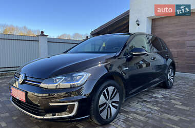 Хетчбек Volkswagen e-Golf 2017 в Стрию