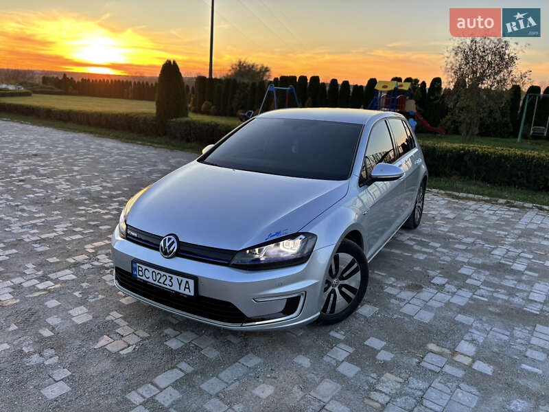 Хетчбек Volkswagen e-Golf 2014 в Тернополі