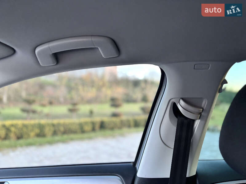 Хетчбек Volkswagen e-Golf 2014 в Тернополі