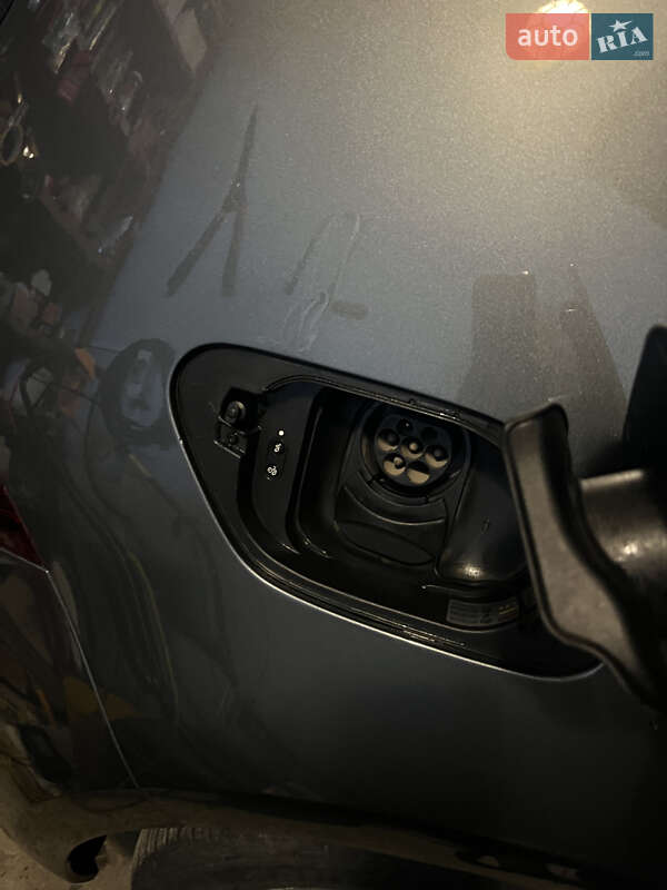 Хэтчбек Volkswagen e-Golf 2019 в Львове