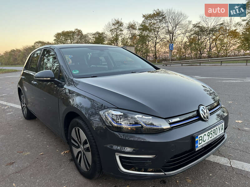 Хэтчбек Volkswagen e-Golf 2020 в Бродах фото 7 Хэтчбек Volkswagen e-Golf 2020 в Бродах