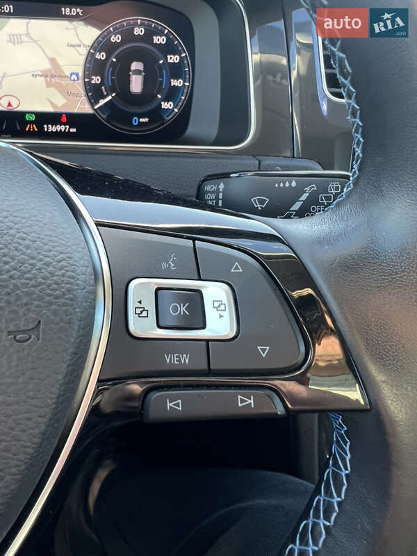 Хэтчбек Volkswagen e-Golf 2018 в Дрогобыче