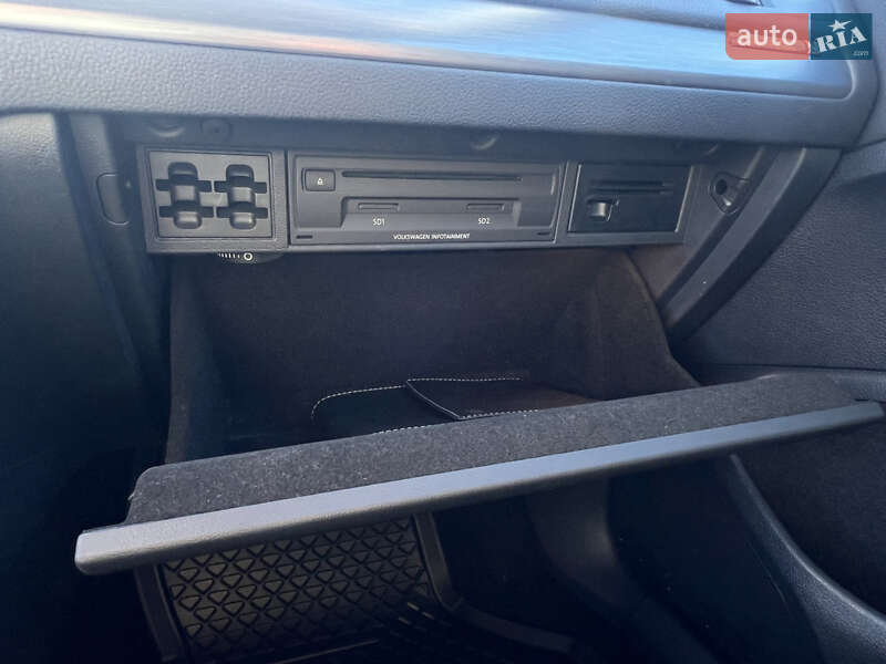 Хэтчбек Volkswagen e-Golf 2018 в Дрогобыче