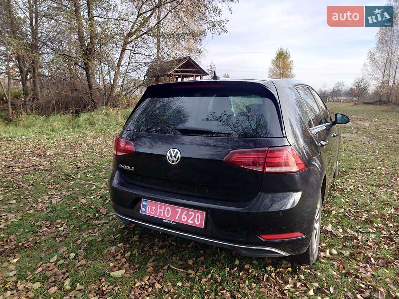 Хетчбек Volkswagen e-Golf 2017 в Луцьку