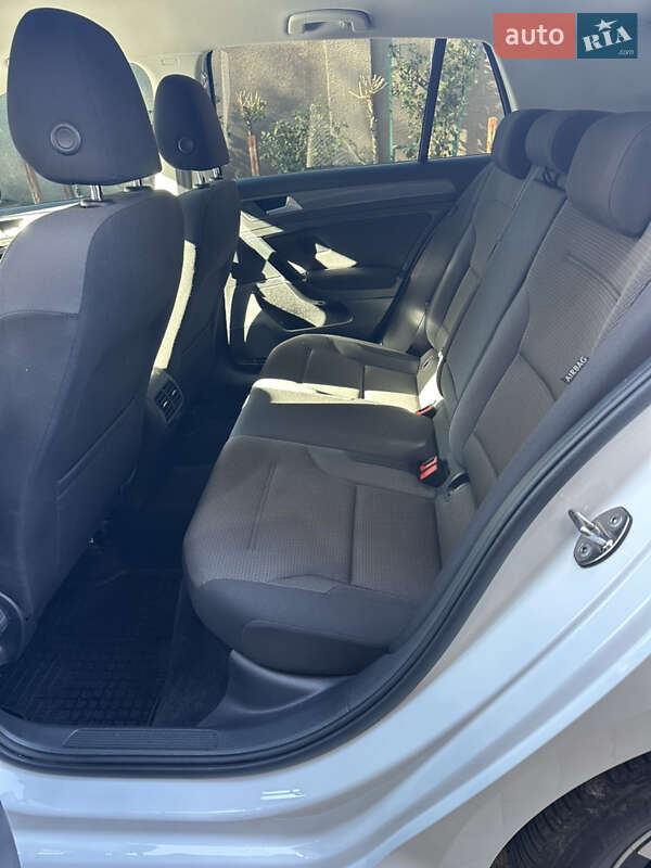 Хетчбек Volkswagen e-Golf 2020 в Одесі