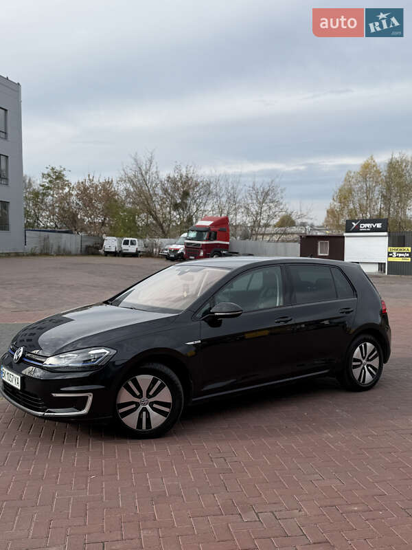 Хетчбек Volkswagen e-Golf 2017 в Рівному фото 9 Хетчбек Volkswagen e-Golf 2017 в Рівному