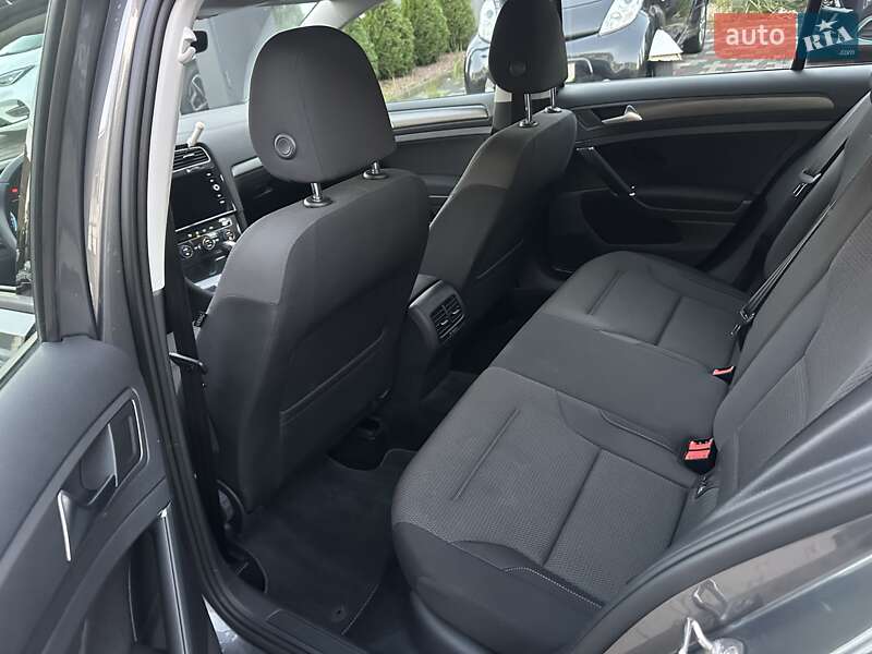 Хэтчбек Volkswagen e-Golf 2020 в Луцке