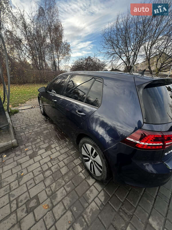 Хетчбек Volkswagen e-Golf 2016 в Рівному