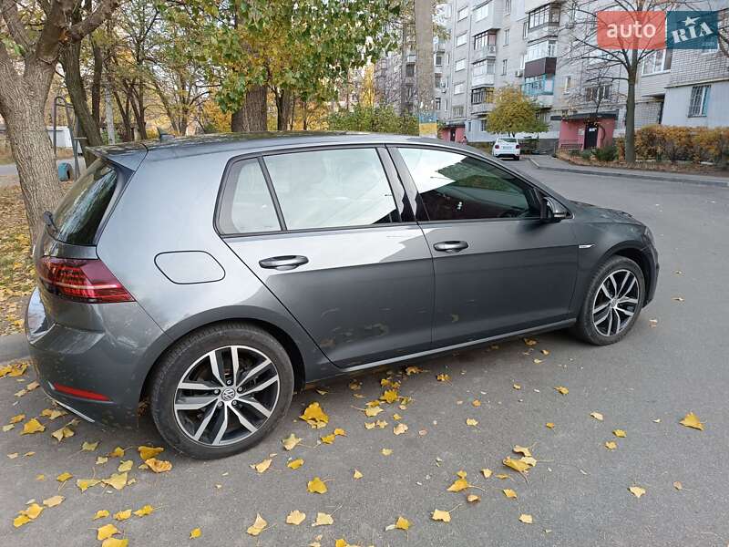 Хетчбек Volkswagen e-Golf 2020 в Дніпрі фото 11 Хетчбек Volkswagen e-Golf 2020 в Дніпрі