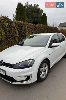 Хетчбек Volkswagen e-Golf 2016 в Здолбуніві