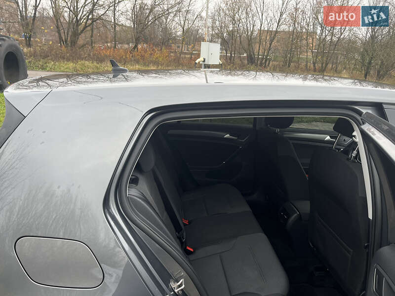 Хэтчбек Volkswagen e-Golf 2020 в Бердичеве