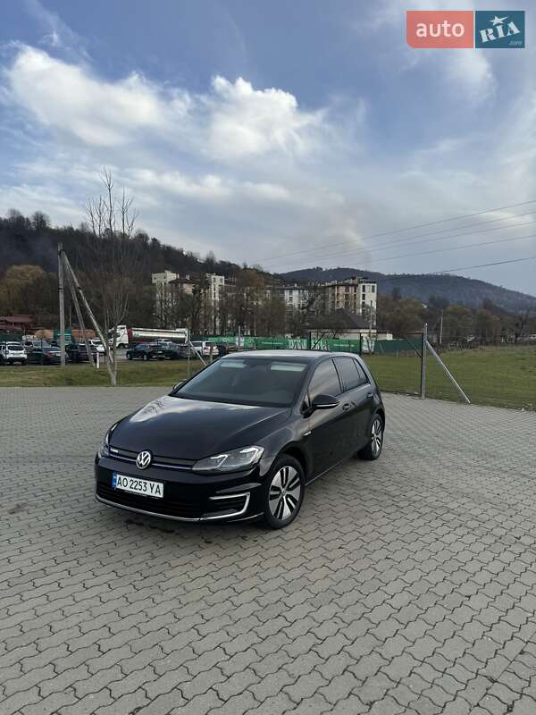 Volkswagen e-Golf 2020