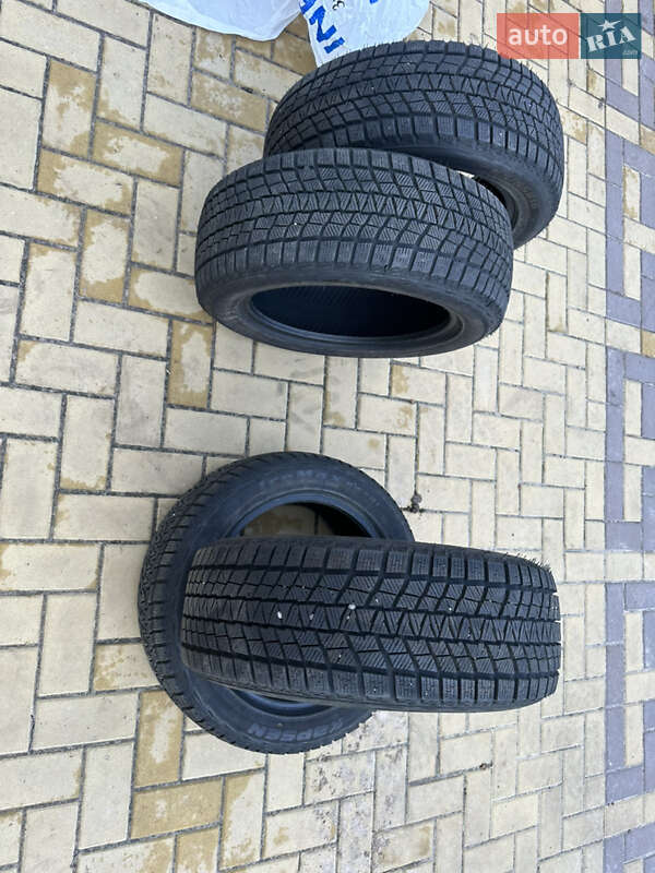 Хэтчбек Volkswagen e-Golf 2018 в Киеве