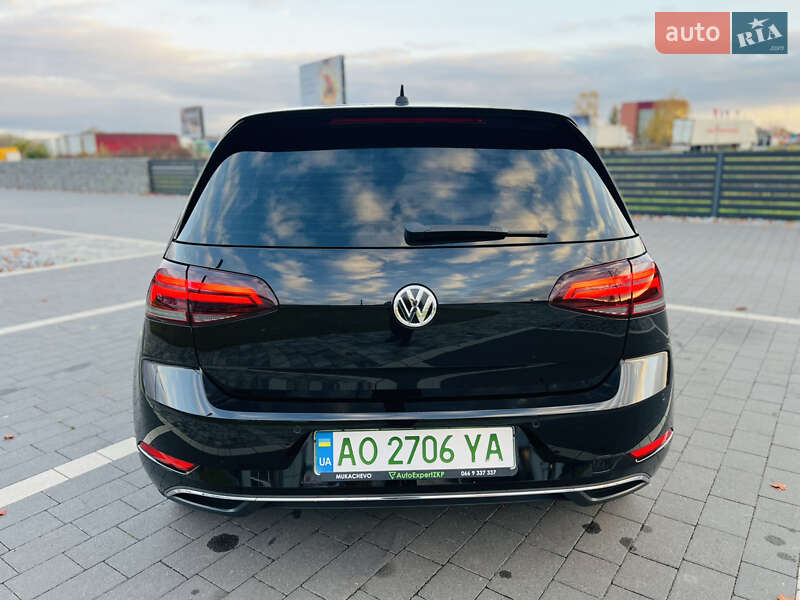 Хэтчбек Volkswagen e-Golf 2018 в Мукачево