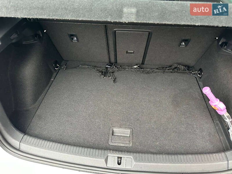 Хэтчбек Volkswagen e-Golf 2018 в Тернополе