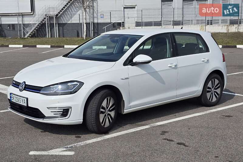 Хэтчбек Volkswagen e-Golf 2020 в Ровно
