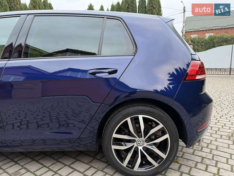Хэтчбек Volkswagen e-Golf 2019 в Ровно