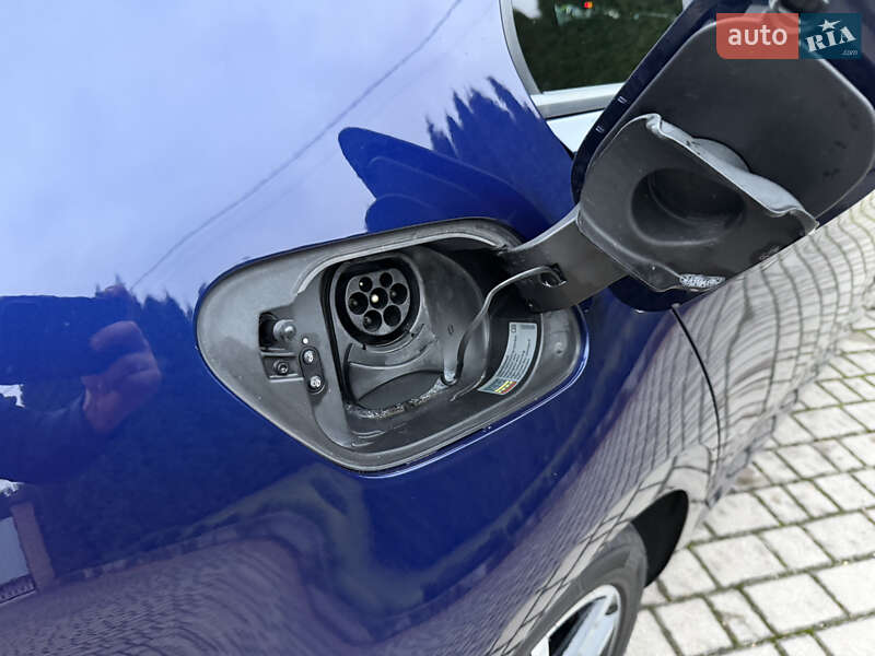 Хэтчбек Volkswagen e-Golf 2019 в Ровно