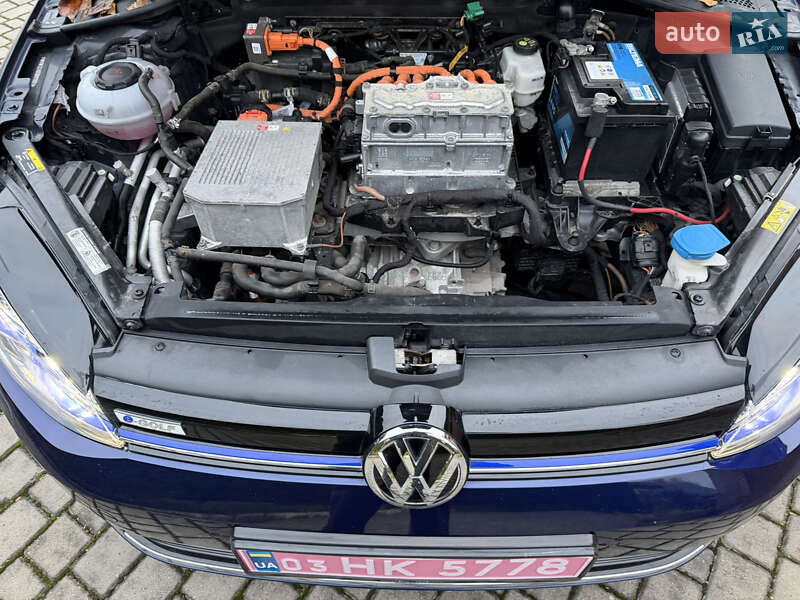 Хэтчбек Volkswagen e-Golf 2019 в Ровно