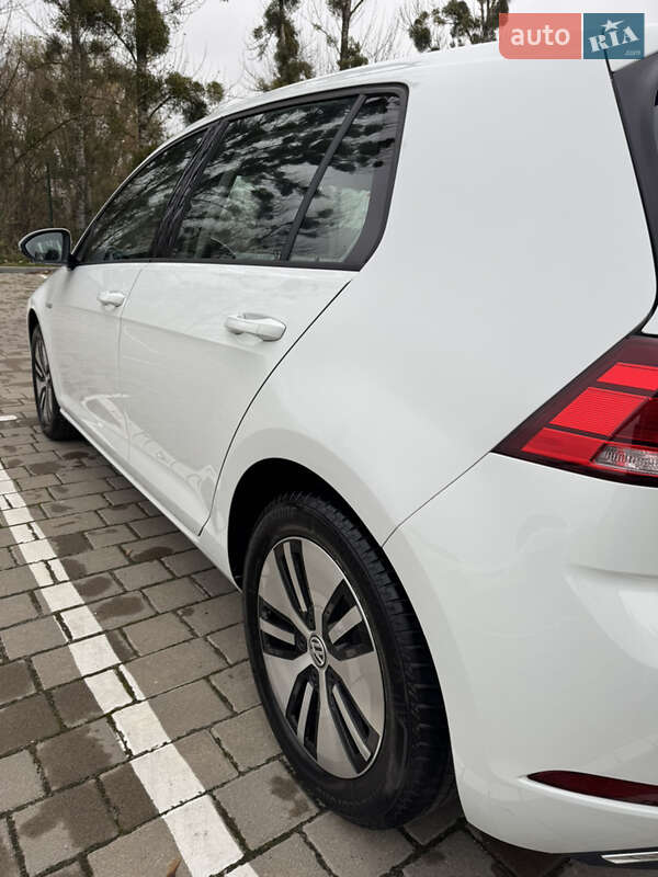 Хэтчбек Volkswagen e-Golf 2019 в Луцке
