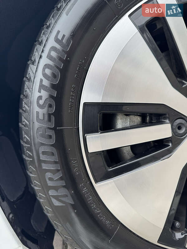 Хэтчбек Volkswagen e-Golf 2019 в Луцке