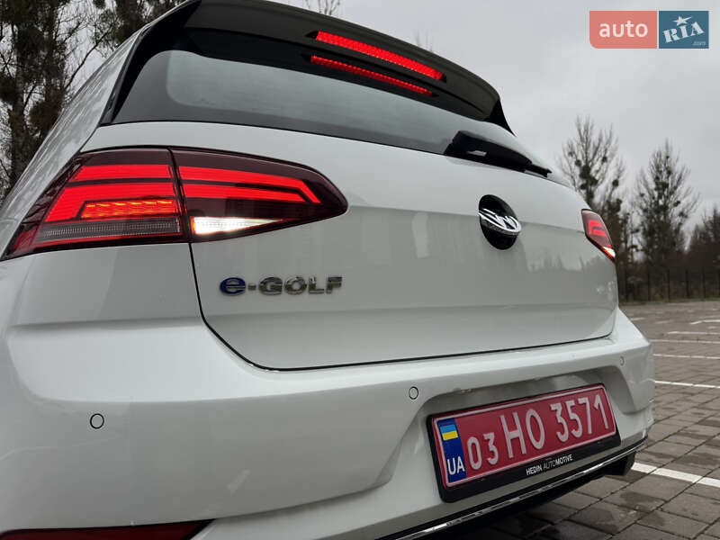 Хэтчбек Volkswagen e-Golf 2019 в Луцке