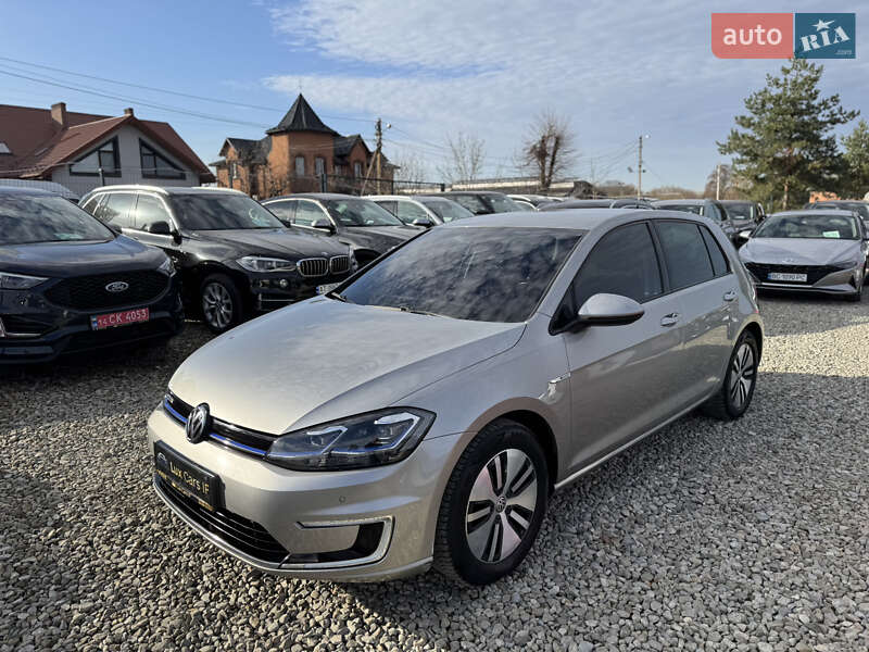 Хэтчбек Volkswagen e-Golf 2018 в Ивано-Франковске
