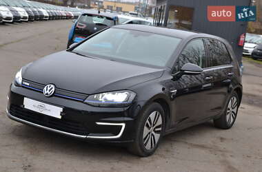 Хетчбек Volkswagen e-Golf 2016 в Луцьку
