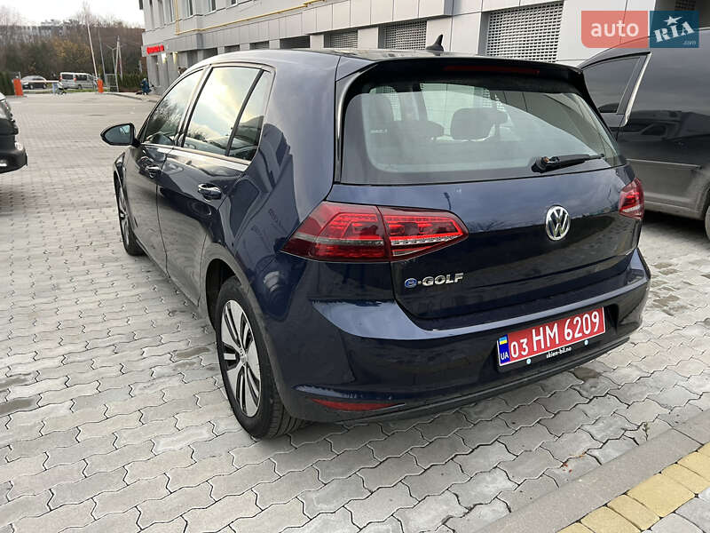 Хэтчбек Volkswagen e-Golf 2015 в Львове
