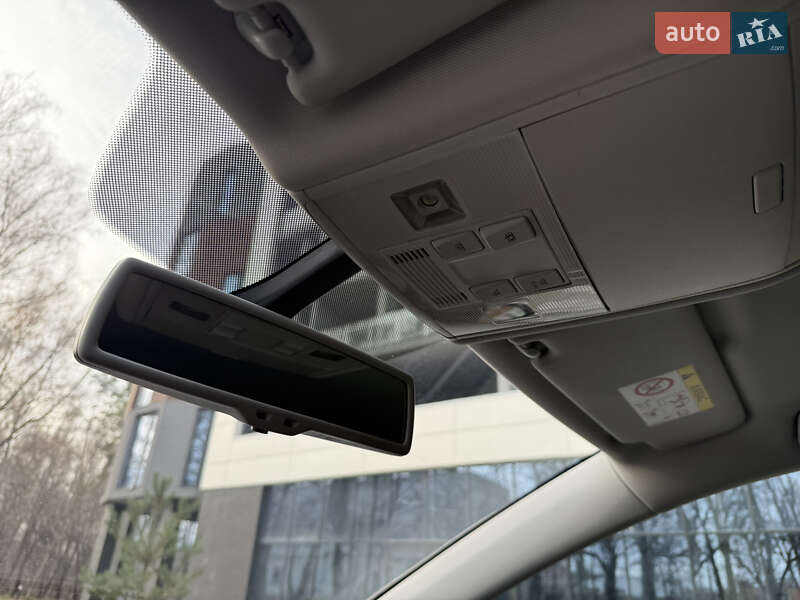 Хэтчбек Volkswagen e-Golf 2015 в Тернополе