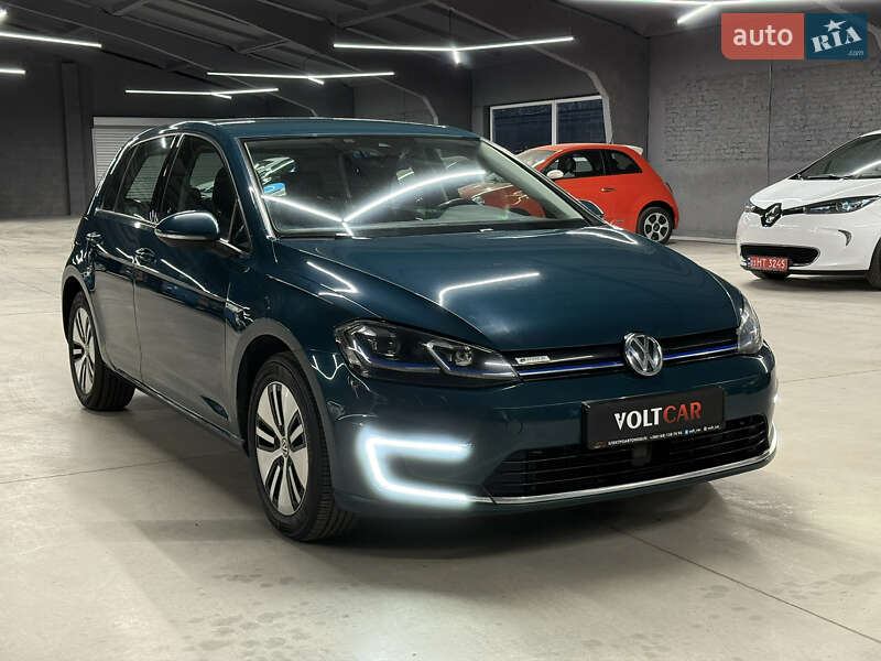 Хэтчбек Volkswagen e-Golf 2018 в Владимире